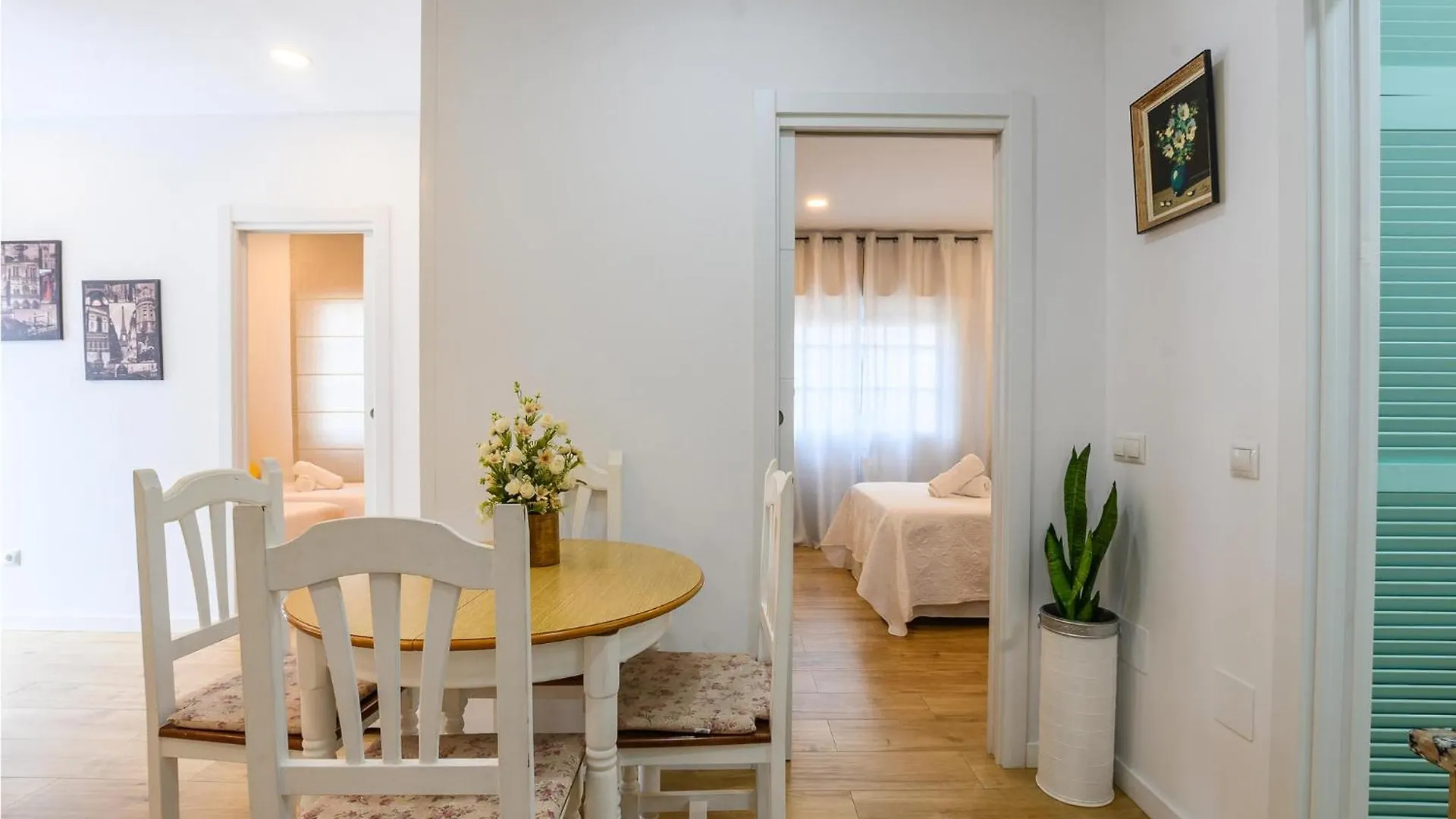 Tatil Evi 2 Bedroom Lovely Home In Málaga İspanya